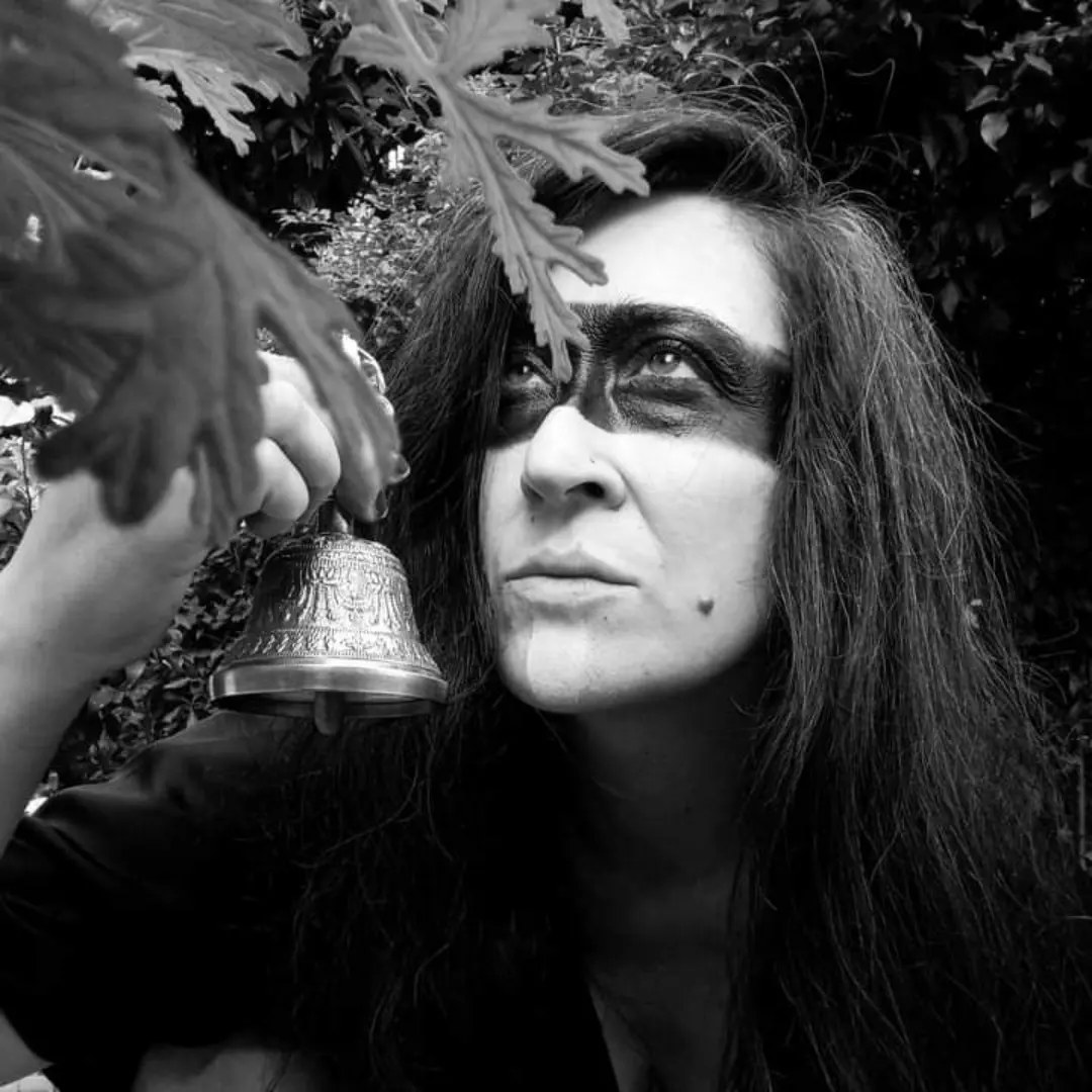 Ksenja Laginja - - LIVING POETRY ITA Archivio multimediale in divenire di poesia contemporanea & altre arti Videopodcast indipendente di Martina Campi e Mario Sboarina